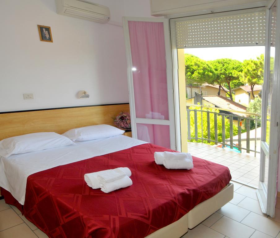 Hotel Levante แชร์เวีย ภายนอก รูปภาพ